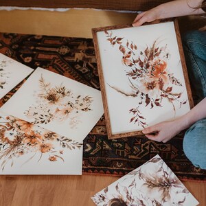 Boho Wall Decor / Moody Modern Organic Watercolor Florals / Neutral Brown Black Purple Grey / Peony Wedding Bouquet Print / Living Room imagen 4