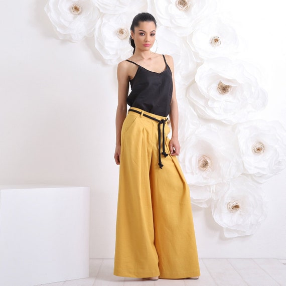 Yellow Silk Tank with Mustard Wide Leg Pants Outfits (2 ideas & outfits)