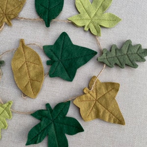 SPRING Leaf Garland