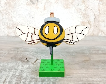 Super Mario Bros. Bee Bob-omb - Wooden Figurine