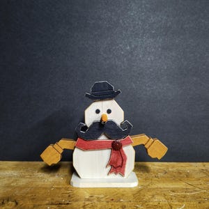 Gently the Snowman - Wooden figurine toy
