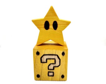 Super Mario Bros. Super Star - Wooden Figurine
