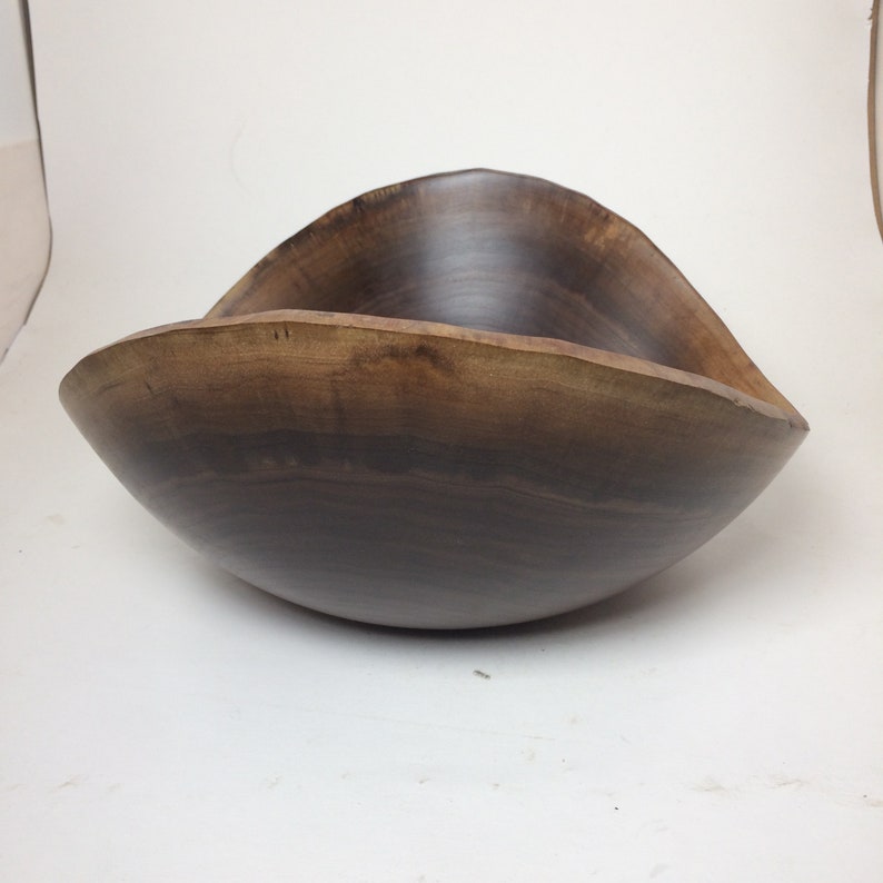 20 13.25x11.25x5.75 Natural Edge Walnut Bowl