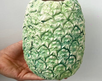 Piña XL, jarrón de piña, jardinera de piña, piña de cerámica, piña fundida a mano, escultura de piña de porcelana, jardinera suculenta