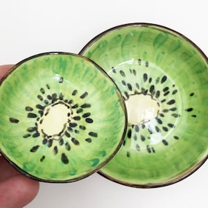 Kiwi, kiwis, kiwi fruit, kiwi bowl, dipping bowl, soya sauce bowl, green bowl, small bowl, kiwi art, small dip bowl, olive pip bowl, greens