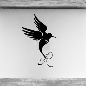Beautiful hummingbird decal | hummingbird sticker | bird decal sticker by DecalTheory on Etsy