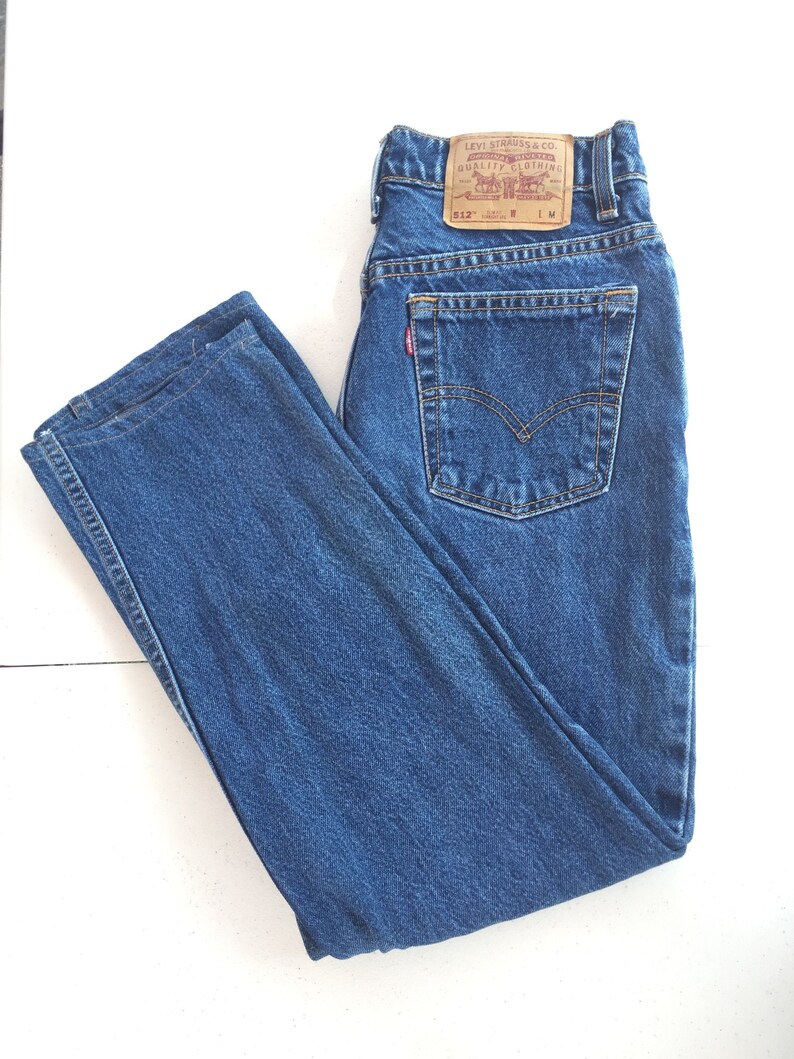 levi's size 28 in us