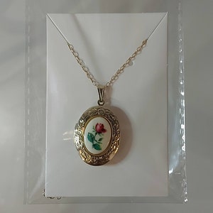 Gorgeous Gold Plated Photo Locket, Porcelain with handpainted Rose Locket