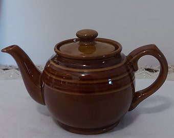 Brown Betty Teapot, 1940's Brown Betty