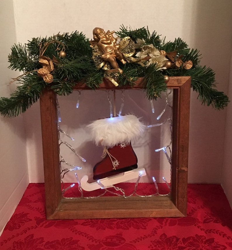 Framed Wood Skate Christmas Ornament Wall Hanging