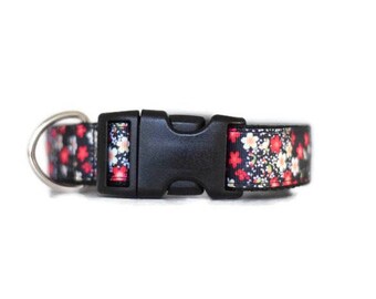 Schwarzes Hundehalsband mit Blumenmuster, Hundehalsband mit roten Blumen, Hundehalsband mit Blumenmuster, Hundehalsband für Mädchen, Hundehalsband für Frauen, ausgefallenes Hundehalsband, verstellbares Hundehalsband