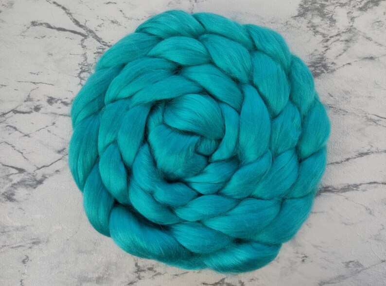 BAMBOO 2 plain colored roving, staple fibers for spinning 100g 9 - Amelia