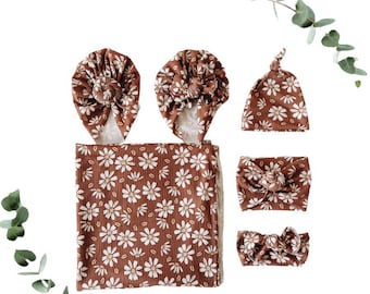 Tan Rib Daisy, baby swaddle, swaddle blanket, newborn photos, baby shower gift, baby blanket