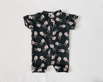 Black ribbed skull limited Halloween shorts romper, baby pajamas, baby outfit, toddler outfit, soft pajamas, girl set, clothing set