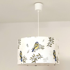 Pantalla de lámpara colgante con motivos de pájaros, diseño de carbonero, decoración romántica y refinada, idea de regalo de Navidad o cumpleaños.