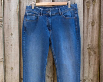 Straight leg cropped jeans