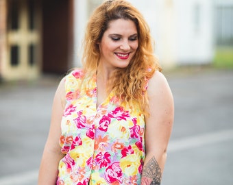 Vintage Floral Top with Flower Buttons