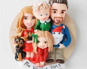 Custom family portrait ornament with pet