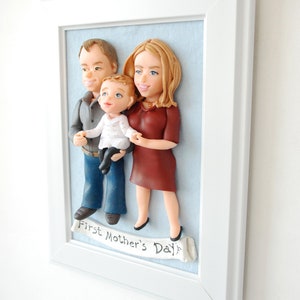 Custom family sculpture One year wedding anniversary for wife image 6