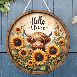HIGHLAND COW ドアハンガー、リースサイン、丸型カッティングボード png、昇華高解像度、ダウンロード用 2 ファイル、独自のテキストを 1 つ追加