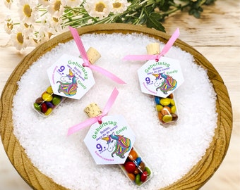 Magical memories as party favors: unicorn treats for your guests!