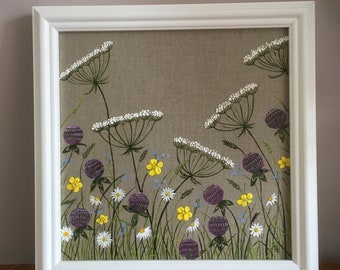 Framed Wild flower Art, Original floral painting, Clover flowers wall art, buttercups painting, Beige floral wall artwork, wild Carrot Art