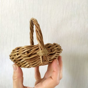 Small round basket with handle, Wicker basket, Easter table decor, Rustic home decor