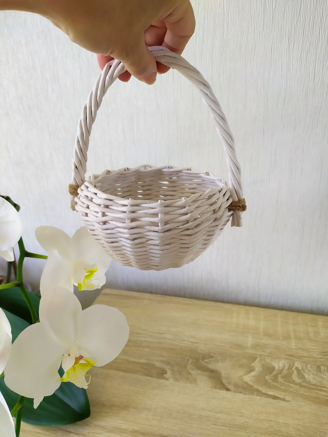 Small white basket with handle Flower girl basket Woven Etsy