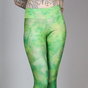 Yoga Leggings - Active Wear - Sport Leggings - Green Fairytale