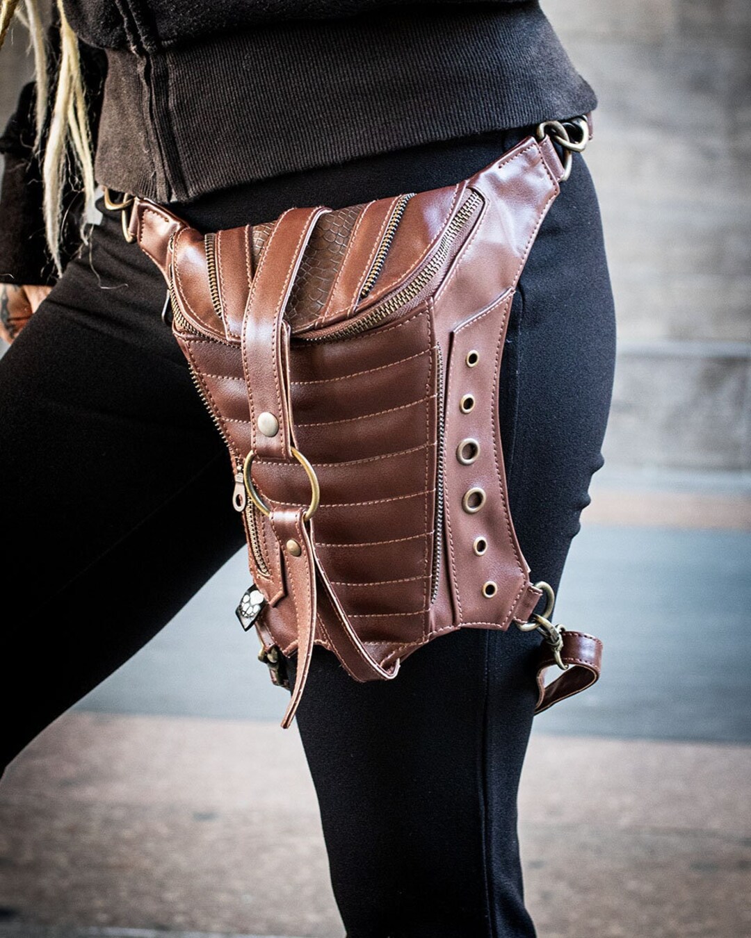 バッグ Buffalo bobs leather leg waist bag gun Buffalo bobs leather leg waist bag gun