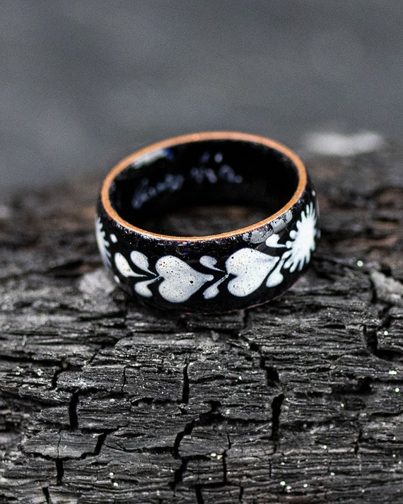 Vintage Enamel Ring 1970s - handpainted - black a… - image 1