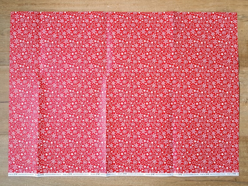 Christmas gift wrapping double sided holiday crafting paper 3 sheets 19x27 inch inpakpapier 50x70 cm design by Heleen van den Thillart