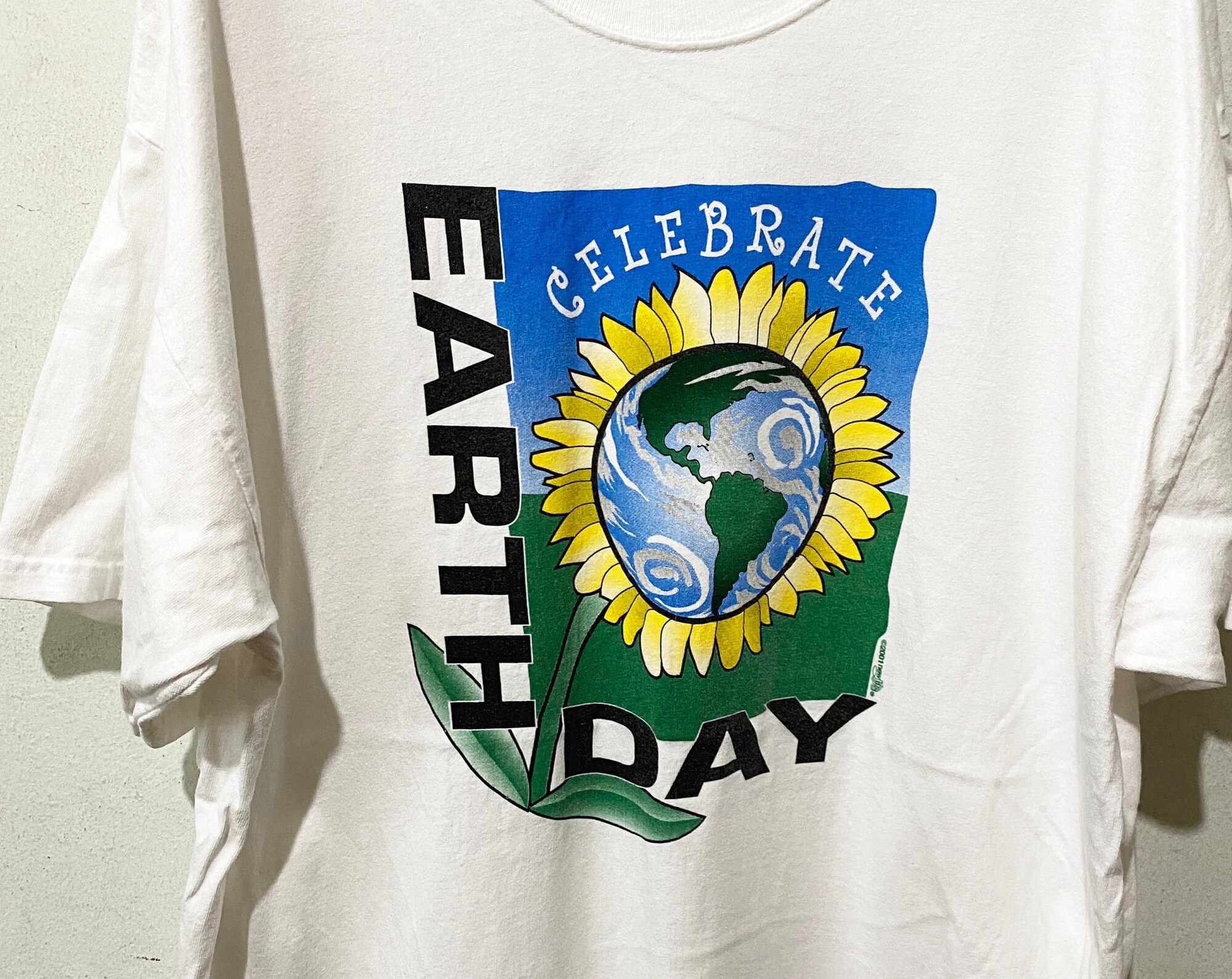 Vintage 2001 Earth Day Shirt