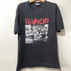 Vintage 2003 Rancid T-Shirt Machete Punk Band Graphic Tee Size M