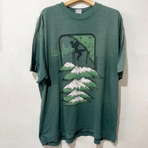 Camiseta vintage de los años 90 de Los Andes, Ecuador, con gráficos de aventura y senderismo, talla XL