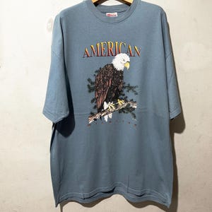 Vintage 90s Eagle T-Shirt American Wildlife Nature Graphic Tee Size XL