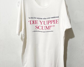 Camiseta vintage de 1990 &quot;Un shock para el sistema&quot;, talla XL. Camiseta vintage &quot;¡Muere escoria yuppie!&quot;, película de suspense.