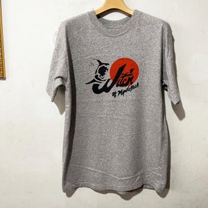 Vintage 90s Witch T-Shirt Halloween Wizard Fantasy Graphic Tee Size M