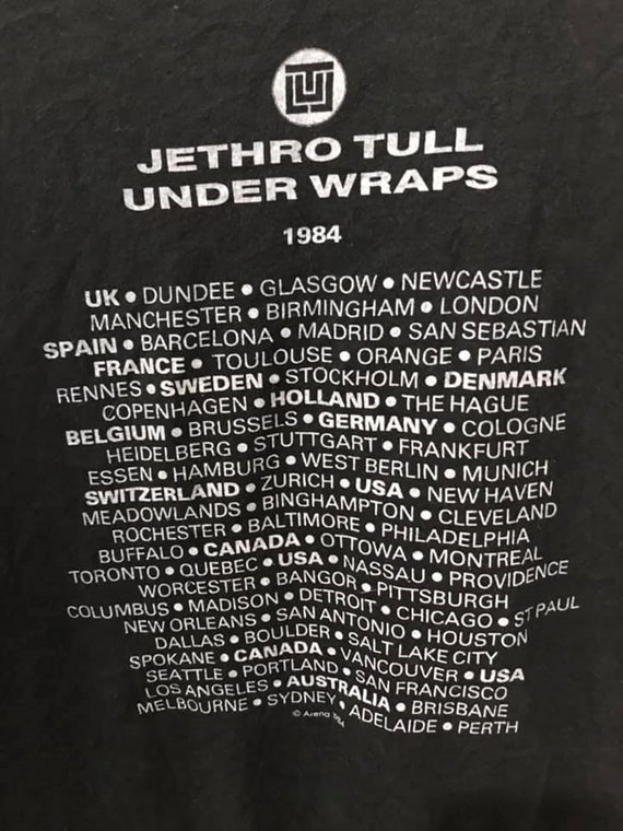 Vintage 80s Jethro Tull Under Wraps Tour Shirt Si… - image 5