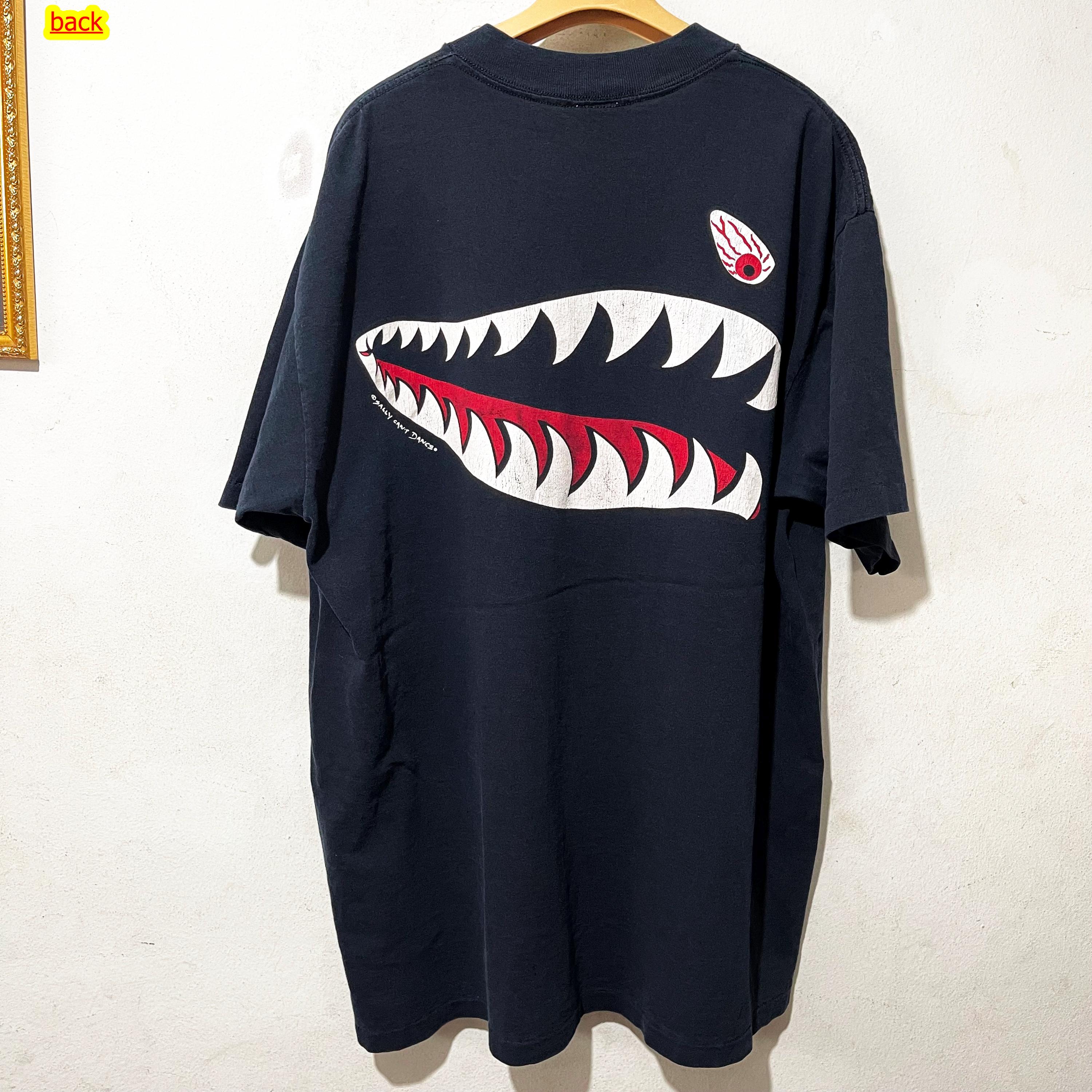 Vintage 90s Shark Shrit Size XL Vintage 