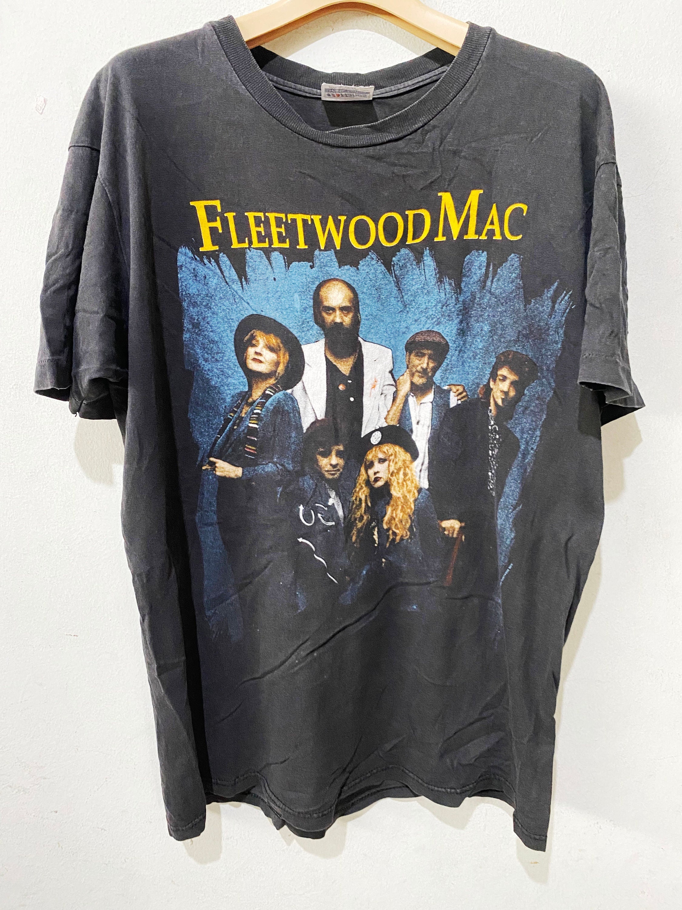 Discover Vintage Fleetwood Mac Shirt