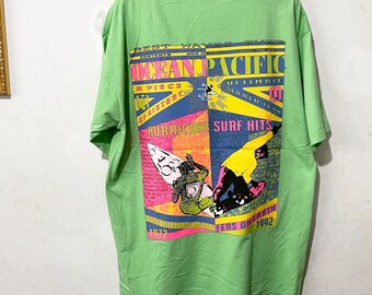 トップス Vintage Surf Shirt Vintage Surfer Retro Surfing Beach Surf Shirt & Tank Top