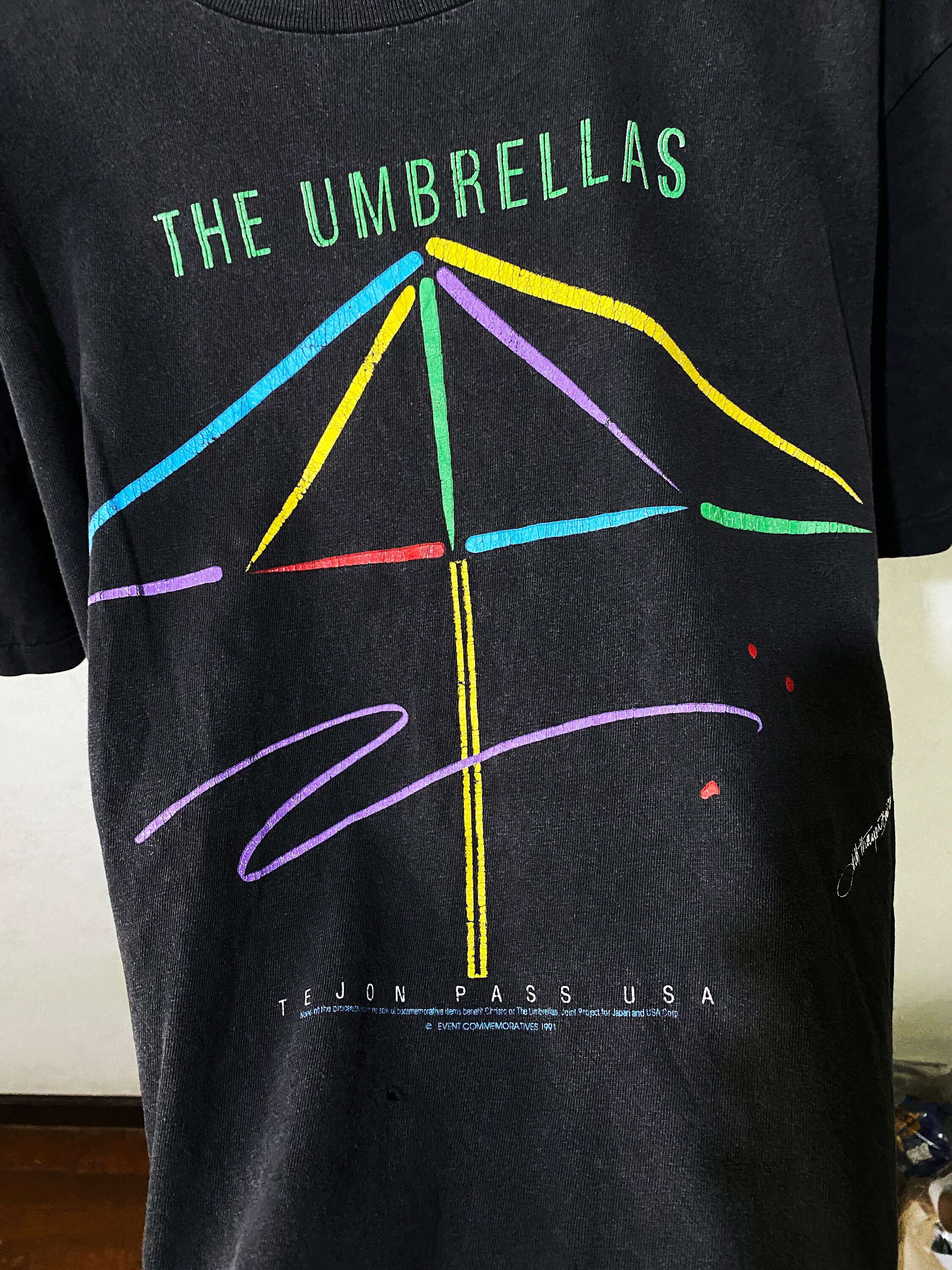 Vintage 1991 the Umbrellas T-shirt Size L - Etsy