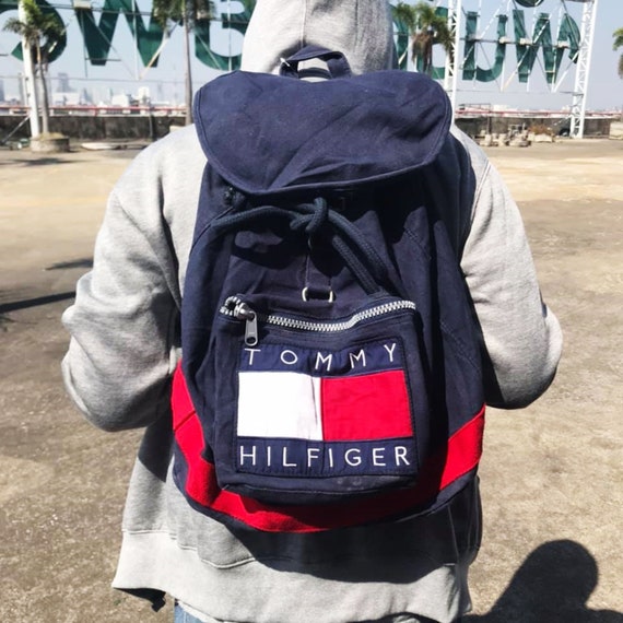 tommy hilfiger big backpack