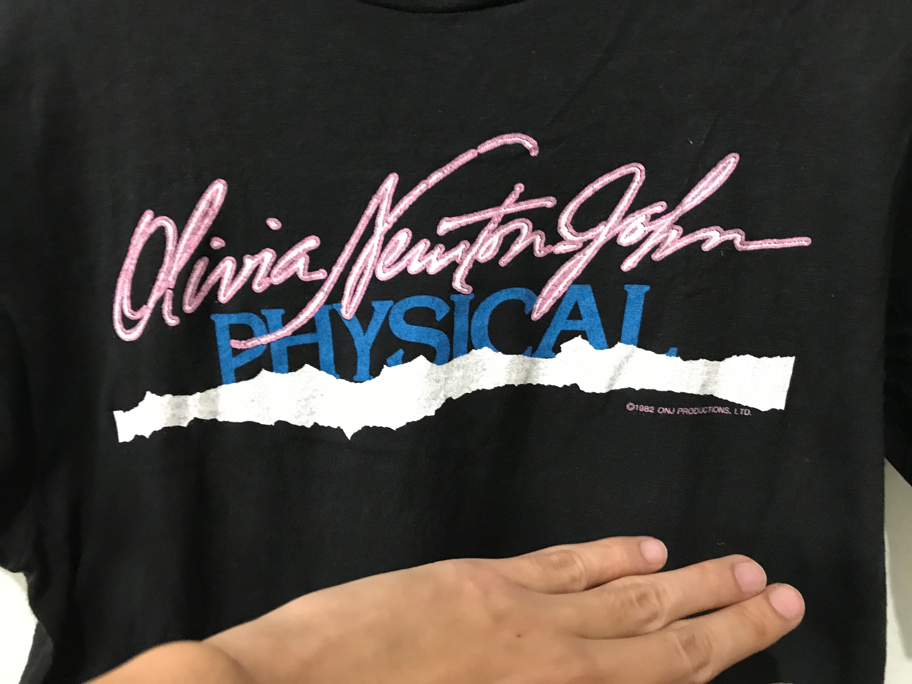 Vintage 1982 Olivia Newton John Tour T-shirt Size XS–S - Etsy