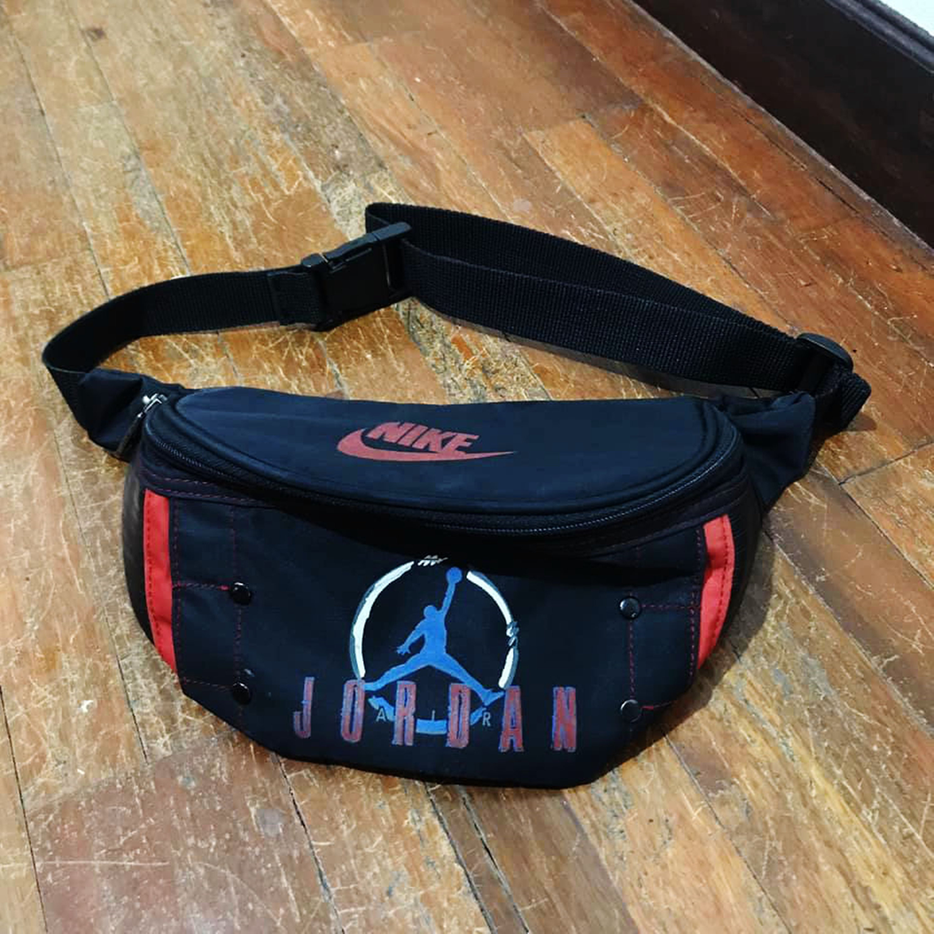 Uiterlijk Gespierd verontschuldiging Vintage 90s Nike Air Jordan Fanny Pack Free Shipping - Etsy