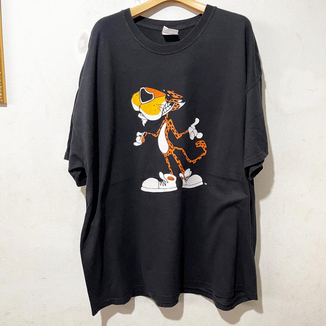 Vintage Chester Cheetah Cheetos T-shirt Snack Mascot Graphic