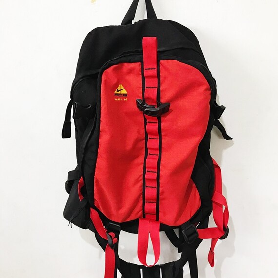 nike acg karst 40 backpack