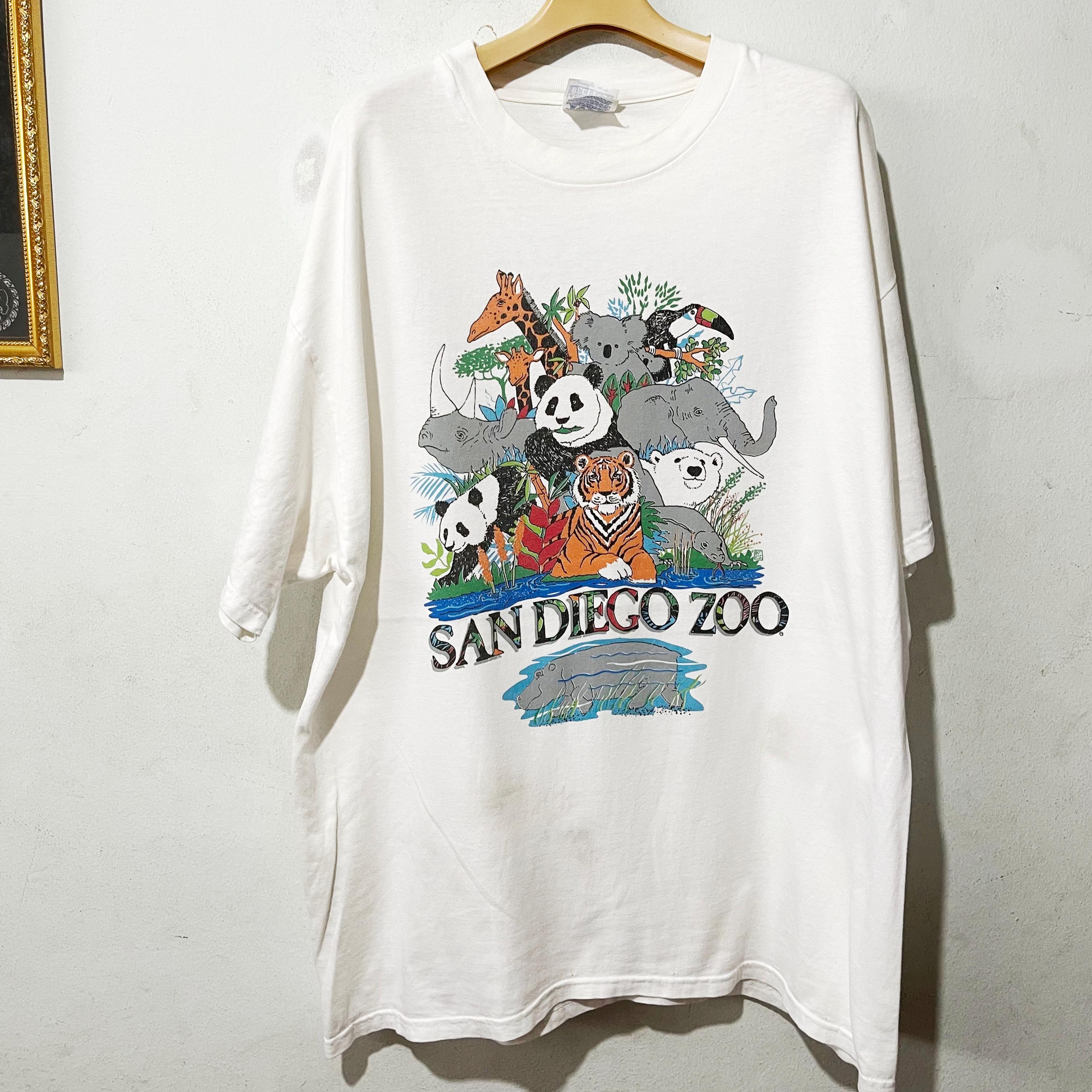 Vintage 90s San Diego Zoo T-shirt Endangered Animals Graphic Tee