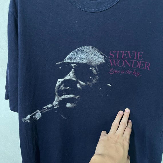 Vintage 1987 Stevie Wonder Love is the Key Tour T-shirt Size M - Etsy
